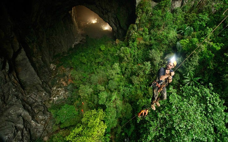 Η μεγαλύτερη σπηλιά στον κόσμο – Εικόνες που κόβουν την ανάσα
